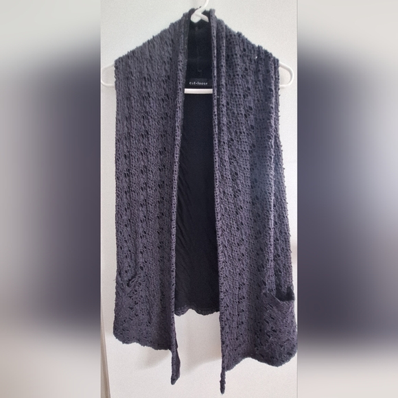 Vest - Picture 2 of 2